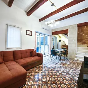 https://valletta-heritage-town-house-valletta.hotelssaintjulians.com
